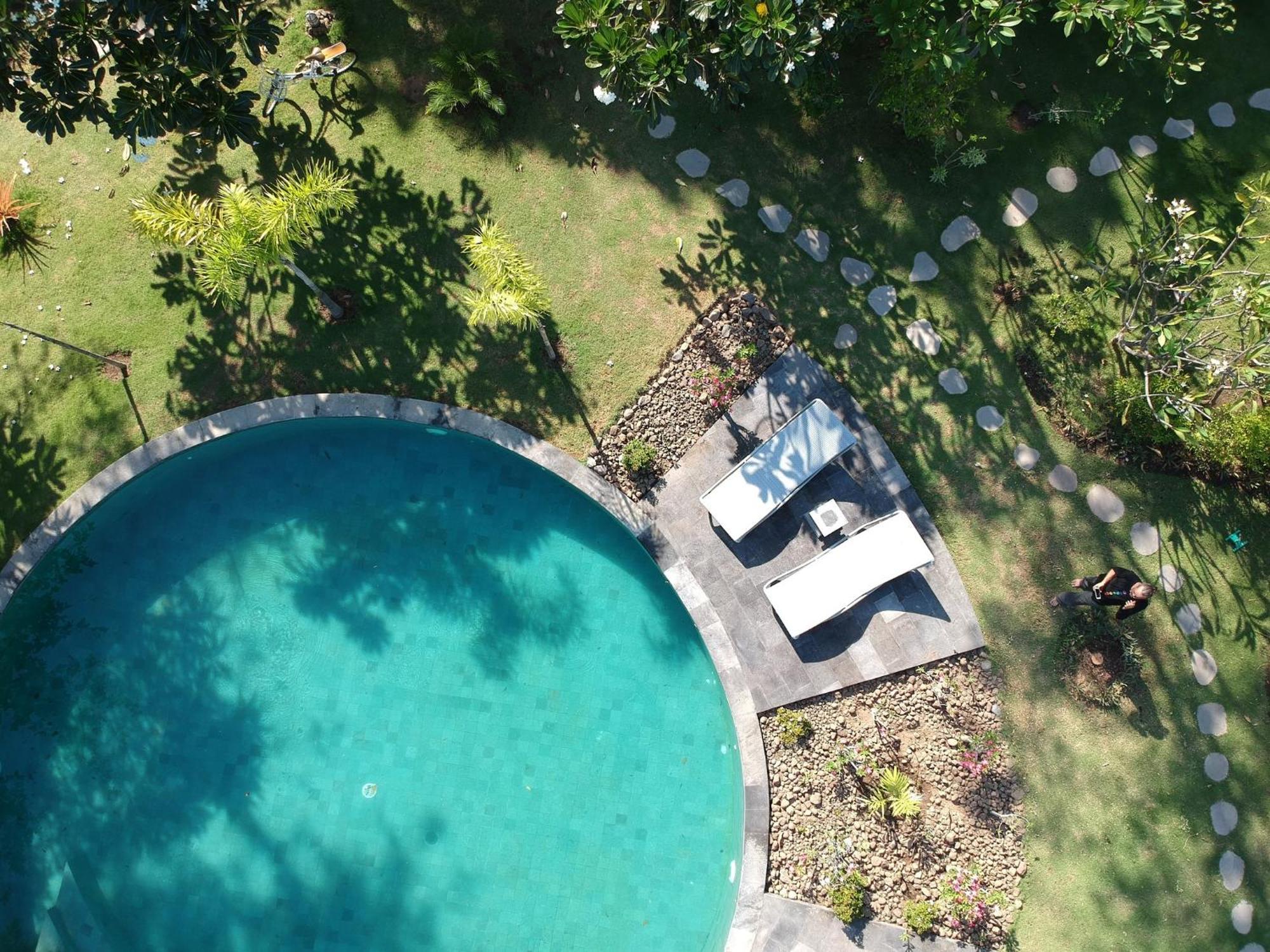 Alaya Ecolodge เปมูเตรัน ภายนอก รูปภาพ
