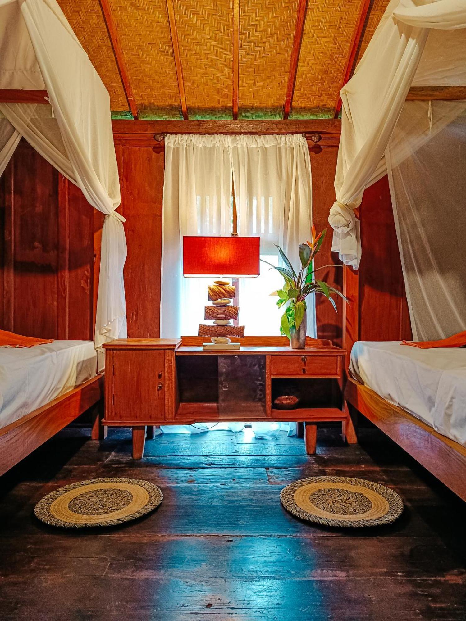 Alaya Ecolodge เปมูเตรัน ภายนอก รูปภาพ