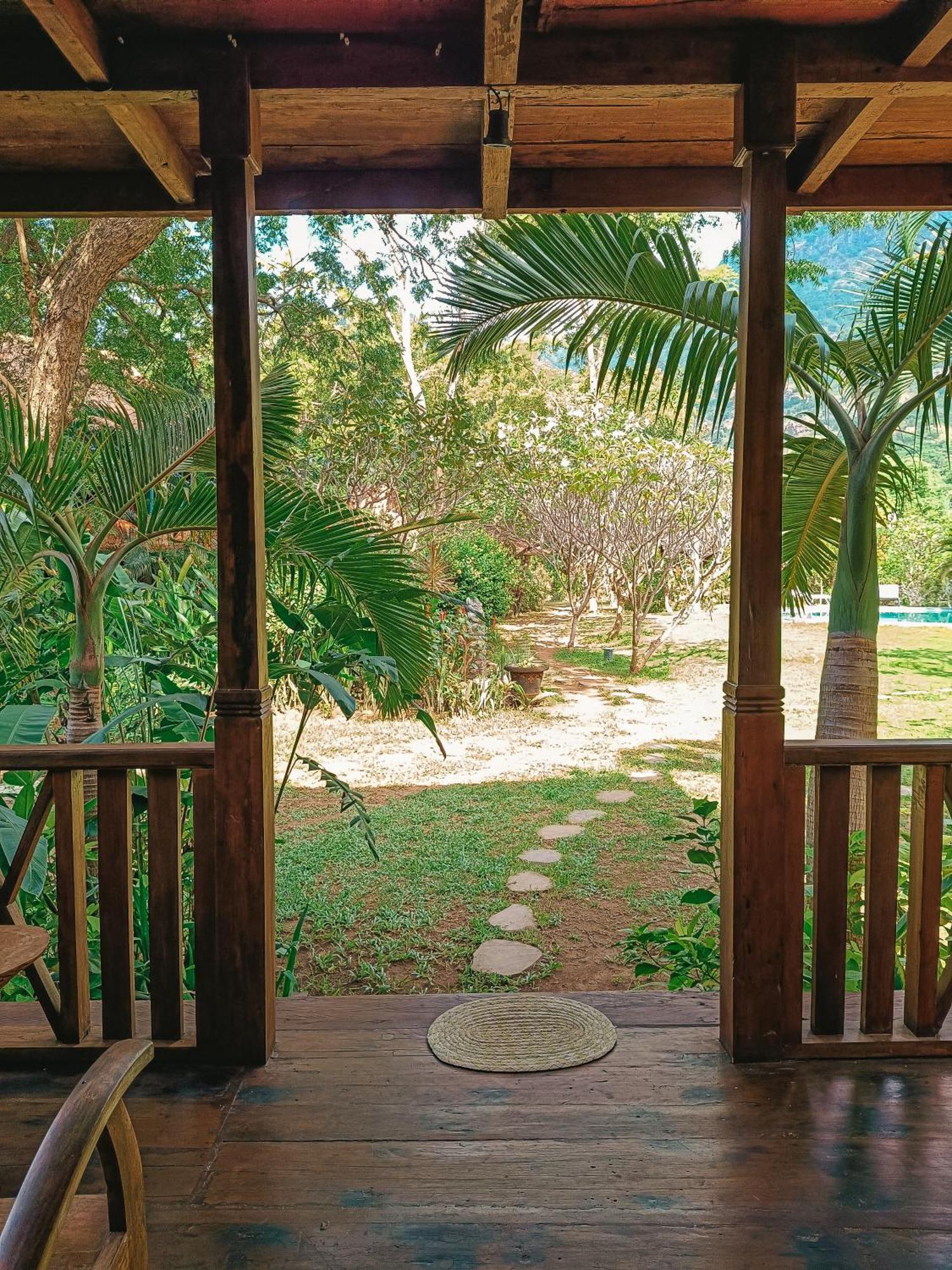 Alaya Ecolodge เปมูเตรัน ภายนอก รูปภาพ